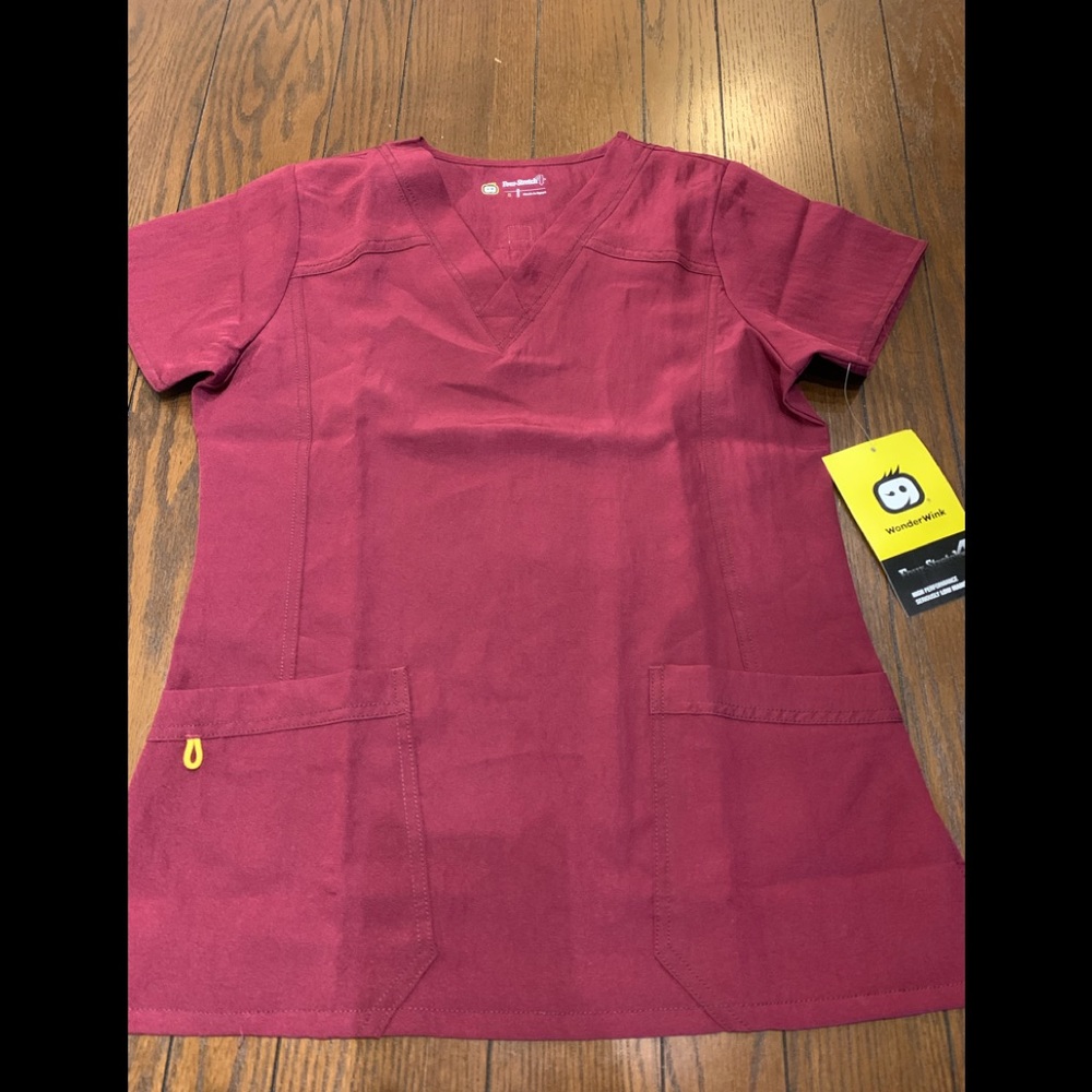 WonderWink Scrub Top Size Small. New with tags. - Picture 2 of 5